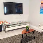 Comfy Condo W Marlins Park Closer That You Think!
